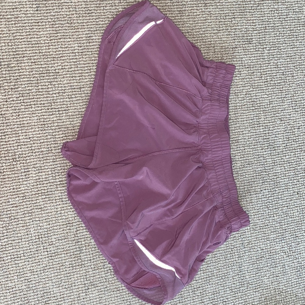 Lululemon 2inch Hotty hot shorts, size 6